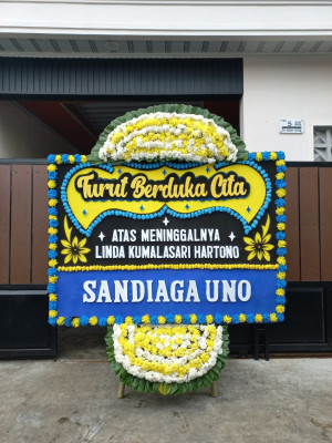 Papan Bunga Duka di Pengembur