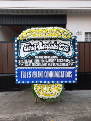 Papan Bunga Duka di Pengembur